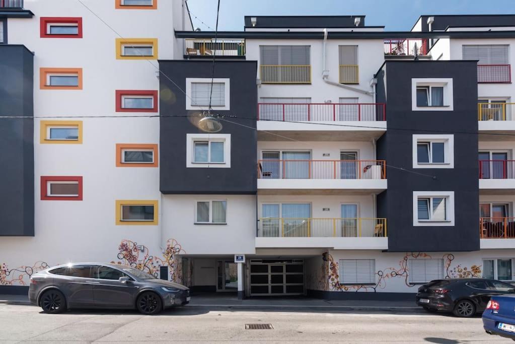 Neu Und Hell In Zentraler Ruhelage Mit Parkplatz Lägenhet Wien Exteriör bild